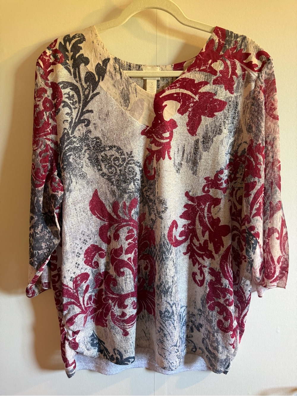 Chico’s Size 3 Red Gray Baroque Scroll Print Rhinestone Top XL